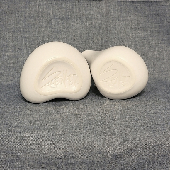 Biomorphic 4 Piece White Porcelain Sugar Creamer Set by Peter Saenger - Picture 5 of 6